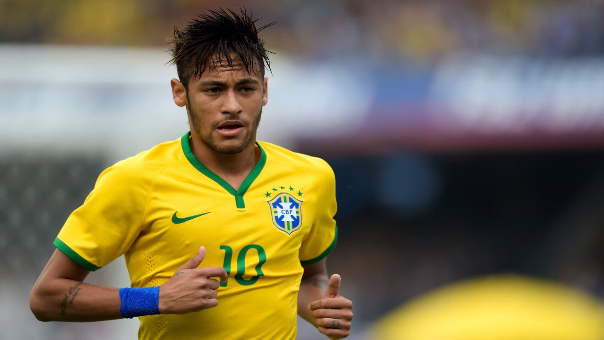 体育公益名将捐赠装备助力乡村体育，体育品牌捐款名单